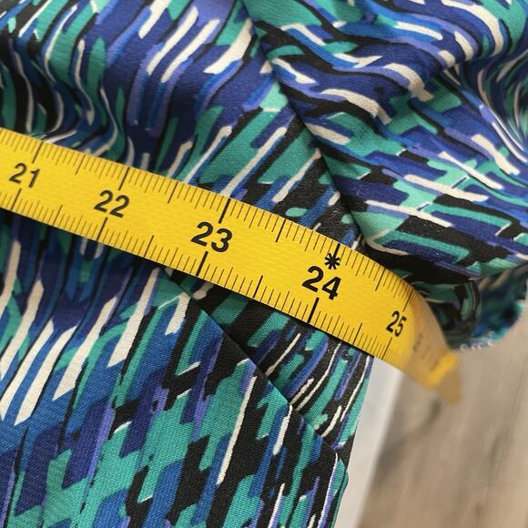 Catherines Women's Green Blue Chevron Button Front Blouse Size 2X‎ Career Flowy - Picture 4 of 12